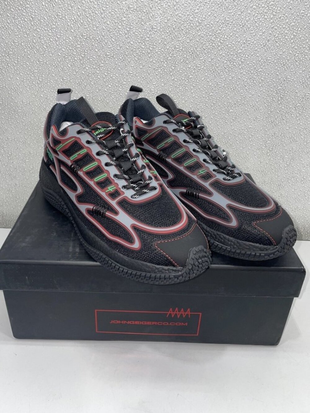 Geiger Triple Black 004 Sneaker Men's US 9